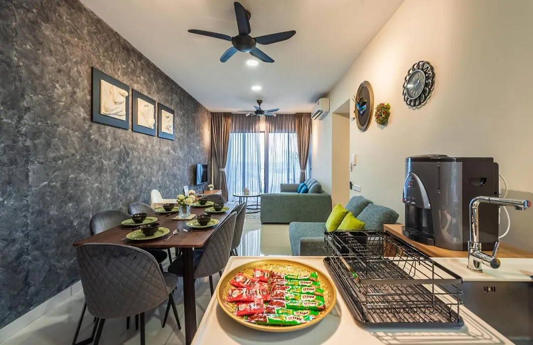 Apartamento Millerz Square 3r2b 8pax Family Free 2 Parking *